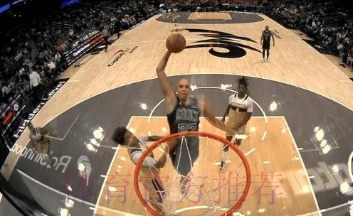 爆发！阿门全场一条龙加速起飞滑翔劈扣，单节9中7砍下16分